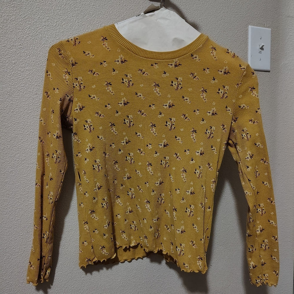 Arizona Jean Company Mustard Floral Long Sleeve Top